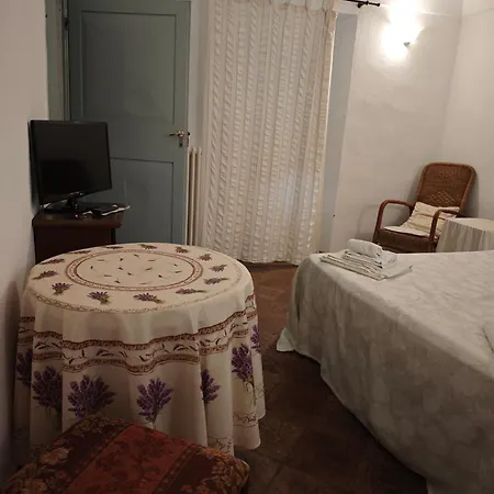 住宿加早餐酒店 Cascina Montalbano *